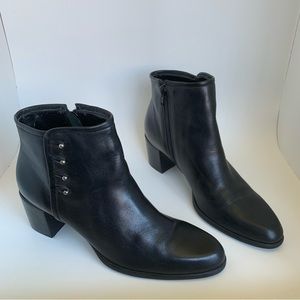 Naturalizer Genuine Leather Fall Boots Button Detail Women’s Size 8N Black